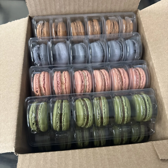 Macarons français variés ( Boite )