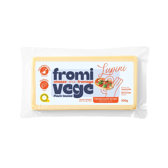 Fauxmage à base de lupin style mozzarella