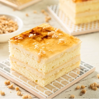 Maple canadian slab cake