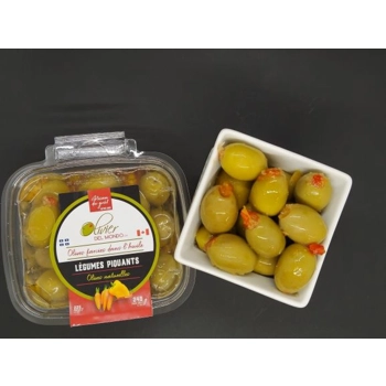 Olives vertes farcies avec légumes piquants