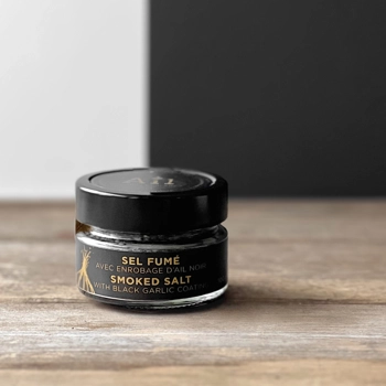Sel fumé avec enrobage d’ail noir