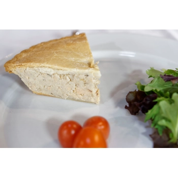 Salmon pie (ready to bake)