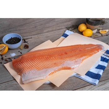 Atlantic salmon fillets skin off 14/16 1x50 Lb