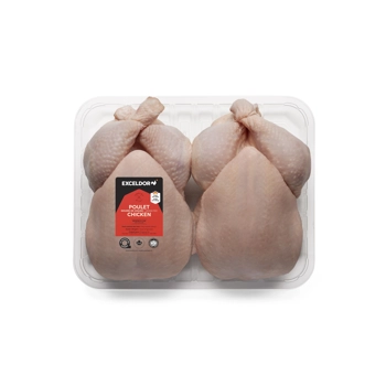 Deux poulets entiers attachés