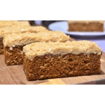 Queen Elizabeth slab cake