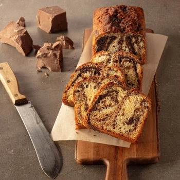 Chocolate marble pound cake