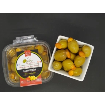 Olives vertes farcies avec cajous habanero