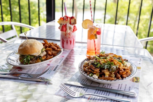 Le Vintage 5080 Resto-Bar