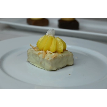 White chocolate & lemon-coconut canape