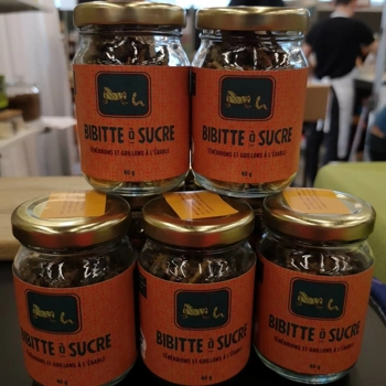 Roasted maple mealworms and crickets, Bibitte à sucre